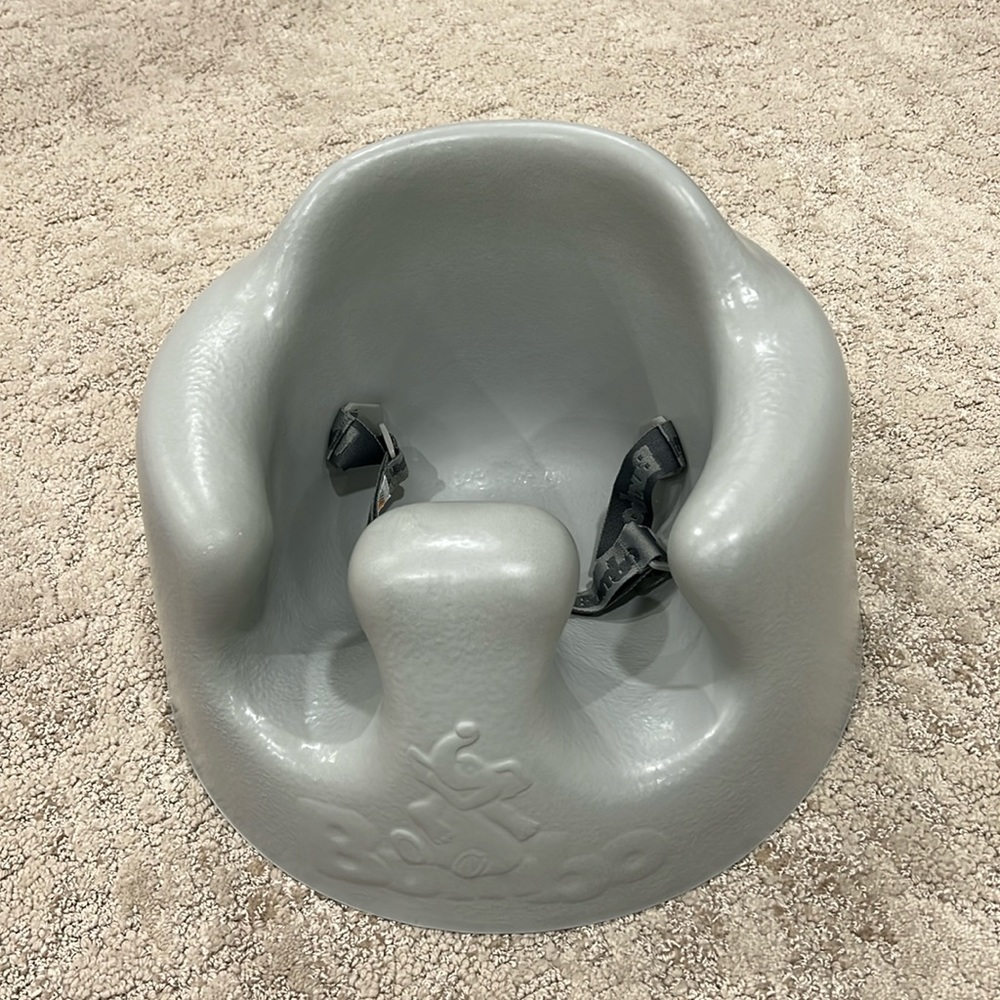 NEW without box baby bumbo seat